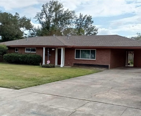 1218 Mitchell, Lake Charles, Calcasieu, Louisiana, United States 70601, 3 Bedrooms Bedrooms, ,2 BathroomsBathrooms,House,For Sale,Mitchell,1100